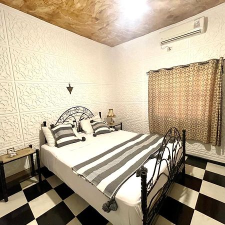 La Maison Traditionnelle Hotel Et Guesthouse Тафраут Екстер'єр фото