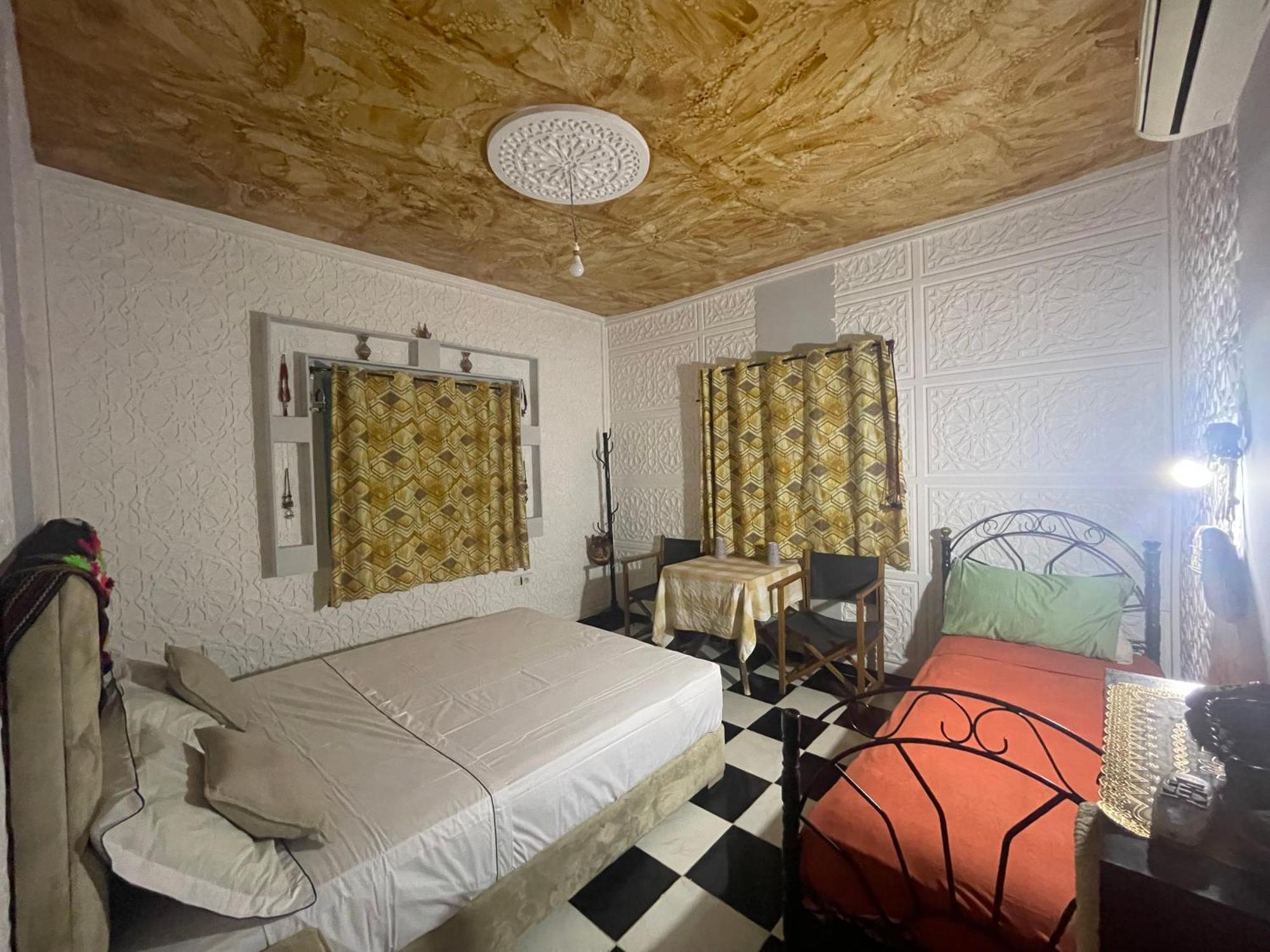 La Maison Traditionnelle Hotel Et Guesthouse Тафраут Екстер'єр фото